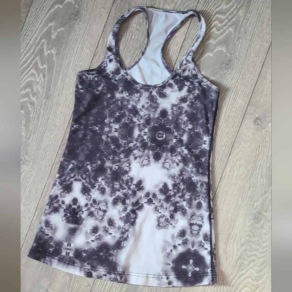 Lululemon Razorback Top